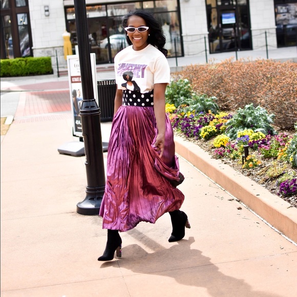 Women's Purple Metallic Maxi  Skirt Size Small - Picture 1 of 4